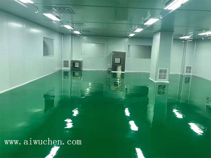 傳遞窗應(yīng)設(shè)置在潔凈車間潔凈度要求較高的區(qū)域與相對(duì)較低的區(qū)域之間，以減少交叉污染的風(fēng)險(xiǎn)。